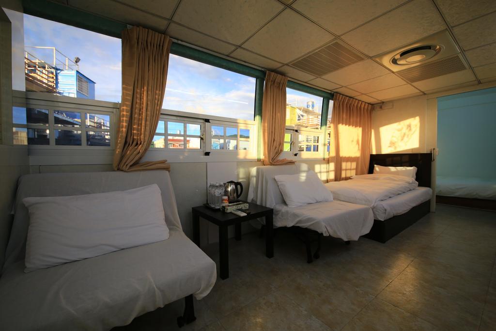 Mei Ru Car Rent Homestay ย่านเมืองเก่าเฮ้งชุน ภายนอก รูปภาพ